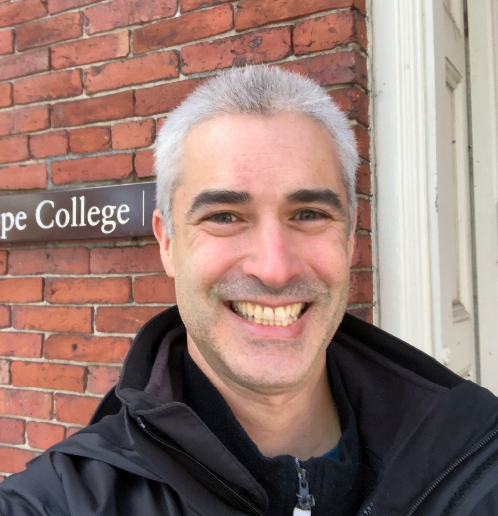 Neil Hausman Headshot